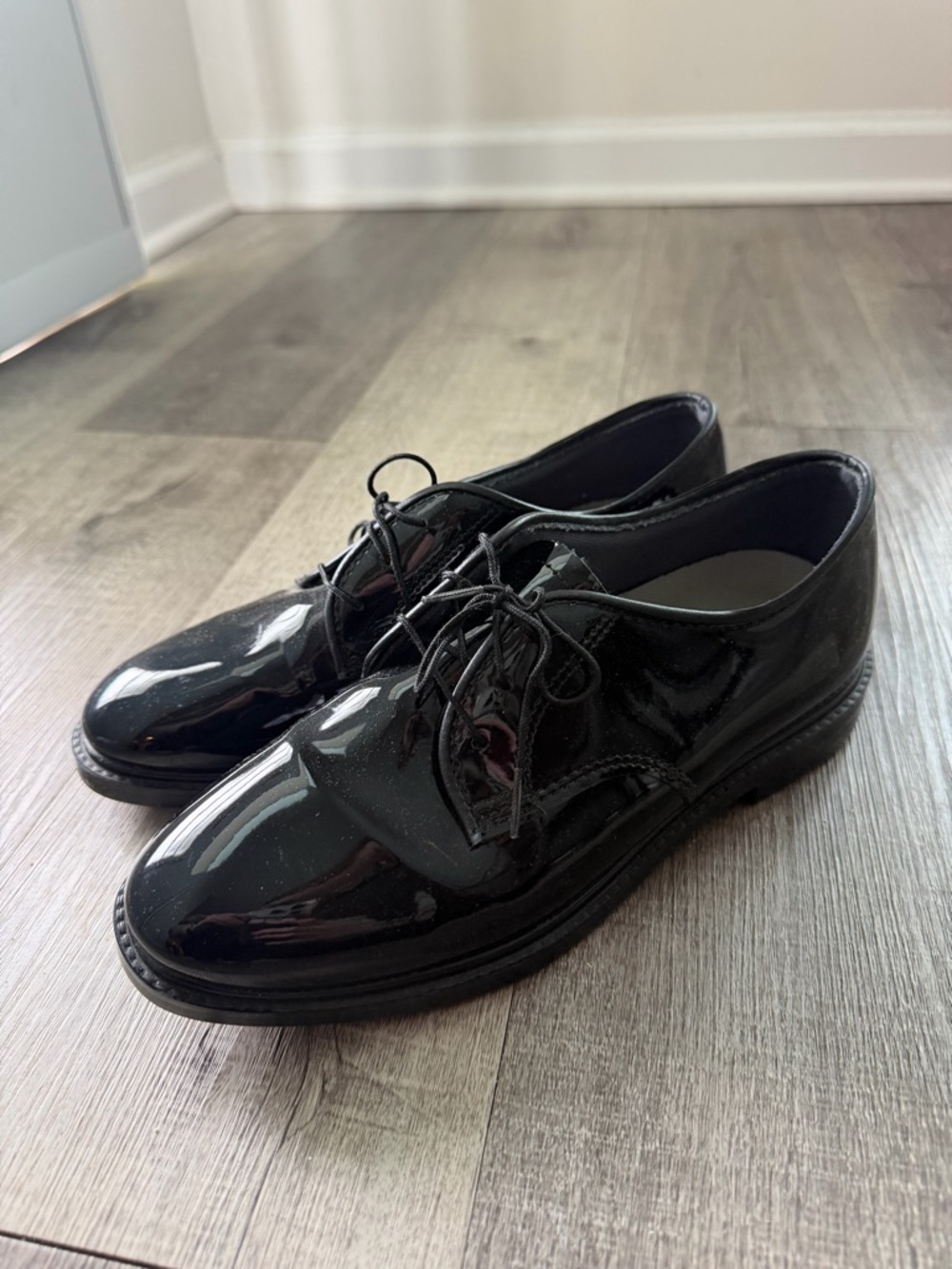 CAPP dress shoes- Women size 8 army